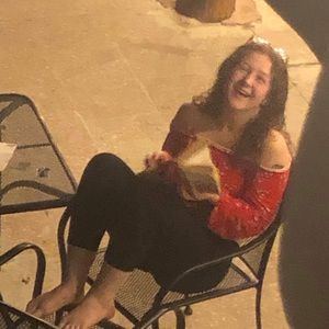 Meet your Posher, Rebecca